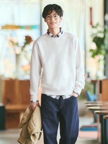 T-Shirts, Sweats & Fleece