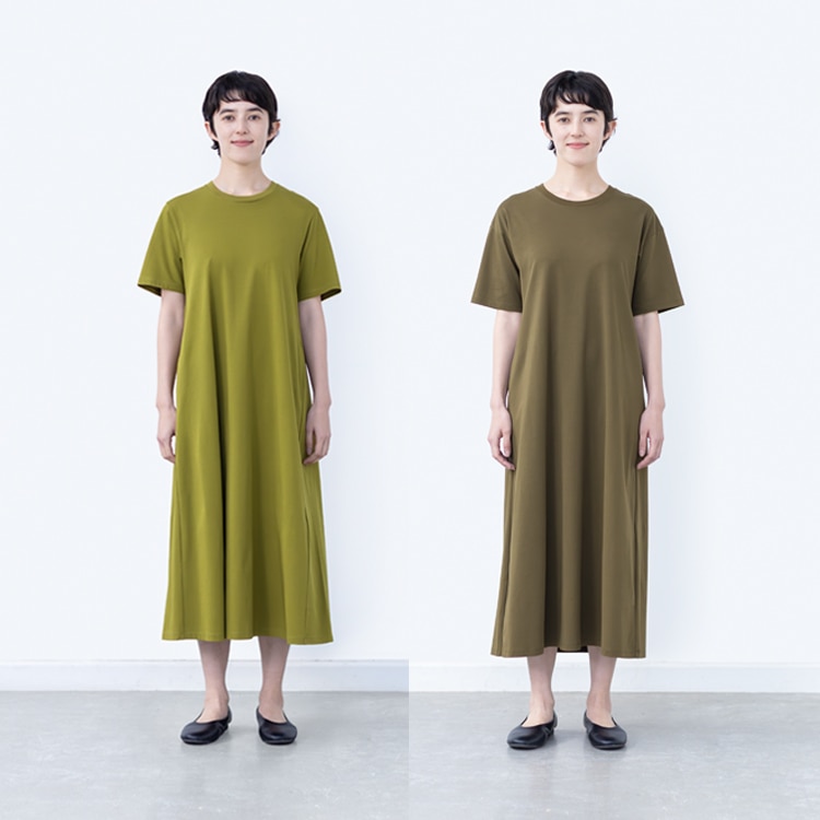 We've updated our AIRism Cotton T-Shirt Dress in a more relaxed fit and longer length for a contemporary look.