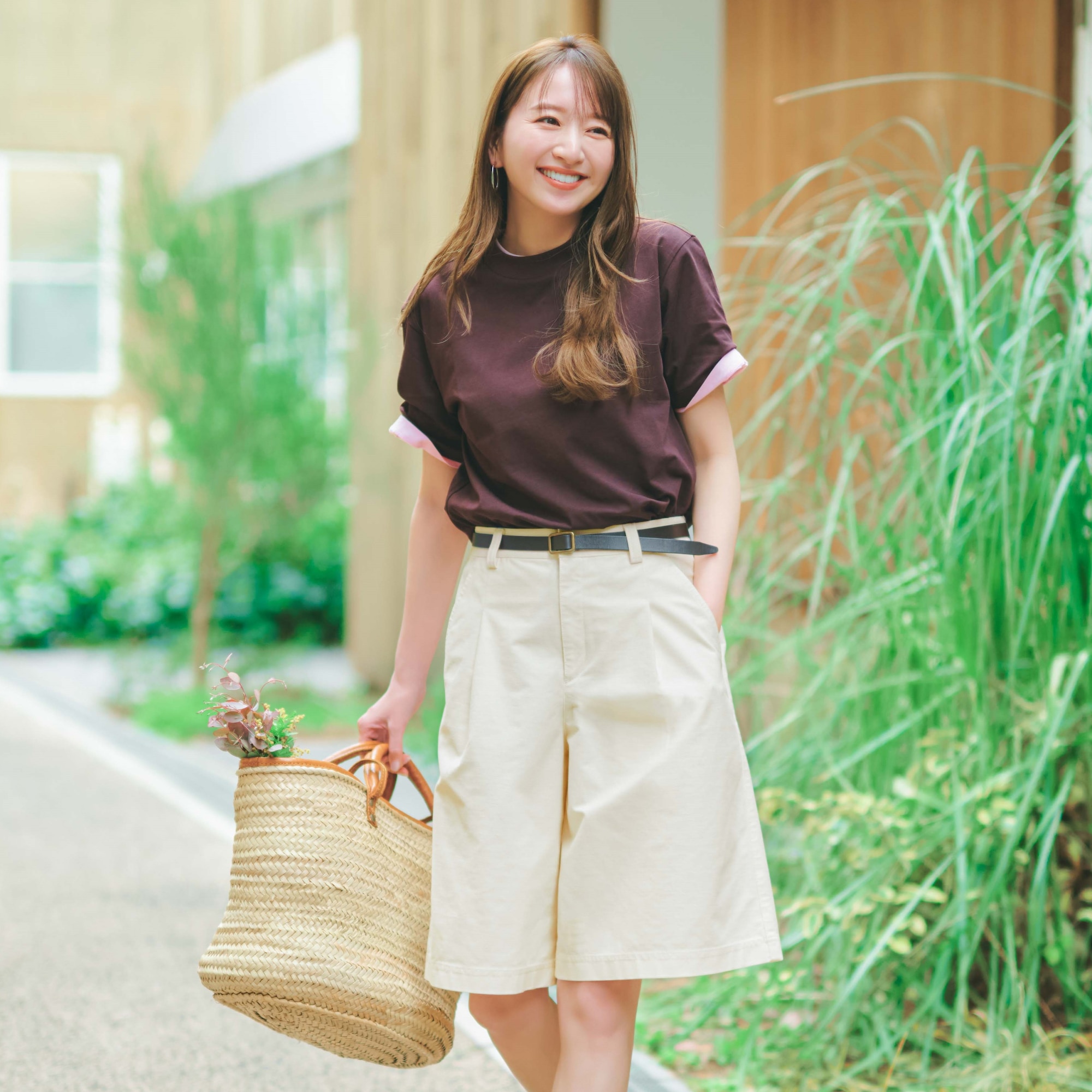 T-Shirts, Bra Tops & Sweats