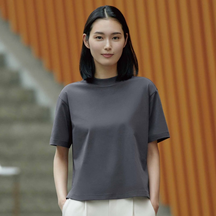 UNIQLO | AIRism Feature | WOMEN | Online store