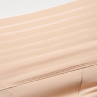 https://image.uniqlo.com/UQ/ST3/sg/imagesgoods/423105/feature/sggoods_423105_feature1.jpg