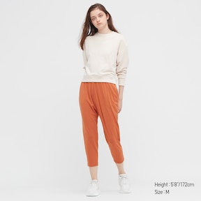 BNWT UNIQLO Ultra Stretch Active Airy Tapered Pants, Women's Fashion,  Bottoms, Other Bottoms on Carousell