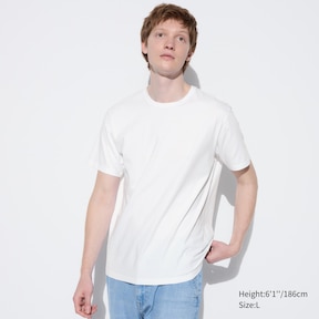 Uniqlo Singapore - AIRism works with your body to act as a second skin.  It's discreet. You don't see it and you're not even sure you feel it on  your skin. But