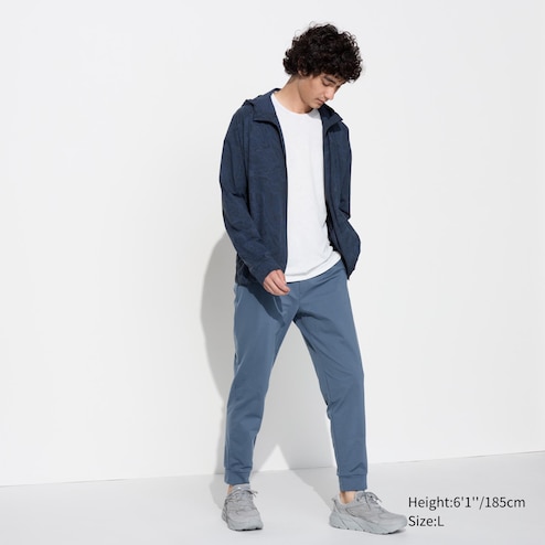 Uniqlo Singapore - Ultra Stretch Dry Sweat Hoodie ($49.90) Ultra Stretch  Active Jogger Pants ($29.90)