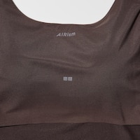 https://image.uniqlo.com/UQ/ST3/sg/imagesgoods/473979/feature/sggoods_473979_feature10.jpg