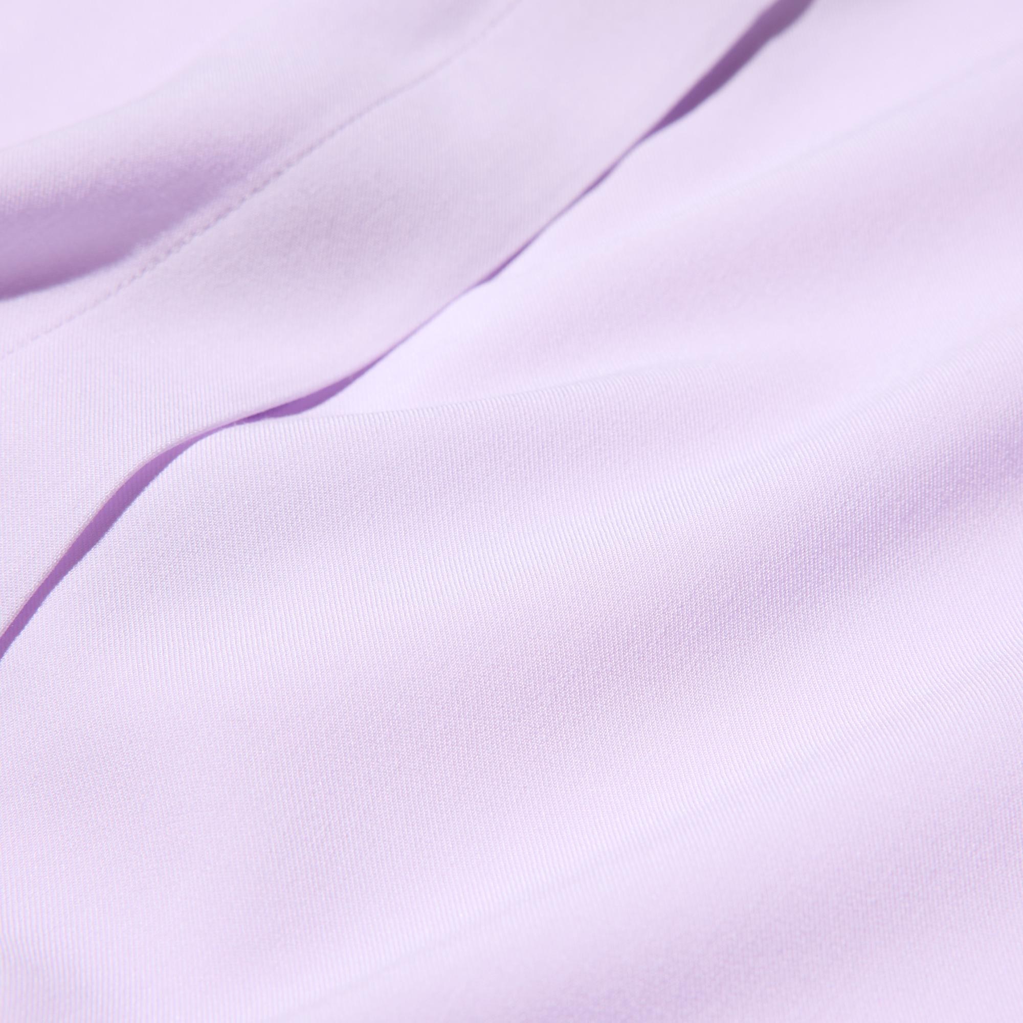 Quick-drying benefits keep you fresh, all day long.