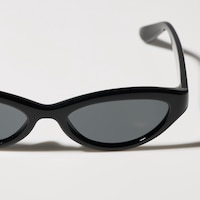 https://image.uniqlo.com/UQ/ST3/sg/imagesgoods/481648/feature/sggoods_481648_feature2.jpg