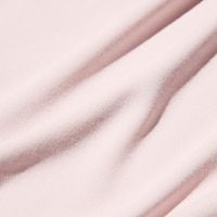 https://image.uniqlo.com/UQ/ST3/sg/imagesgoods/482155/feature/sggoods_482155_feature2.jpg