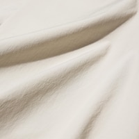 https://image.uniqlo.com/UQ/ST3/sg/imagesgoods/482256/feature/sggoods_482256_feature1.jpg