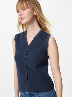Scalloped V Neck Sweater