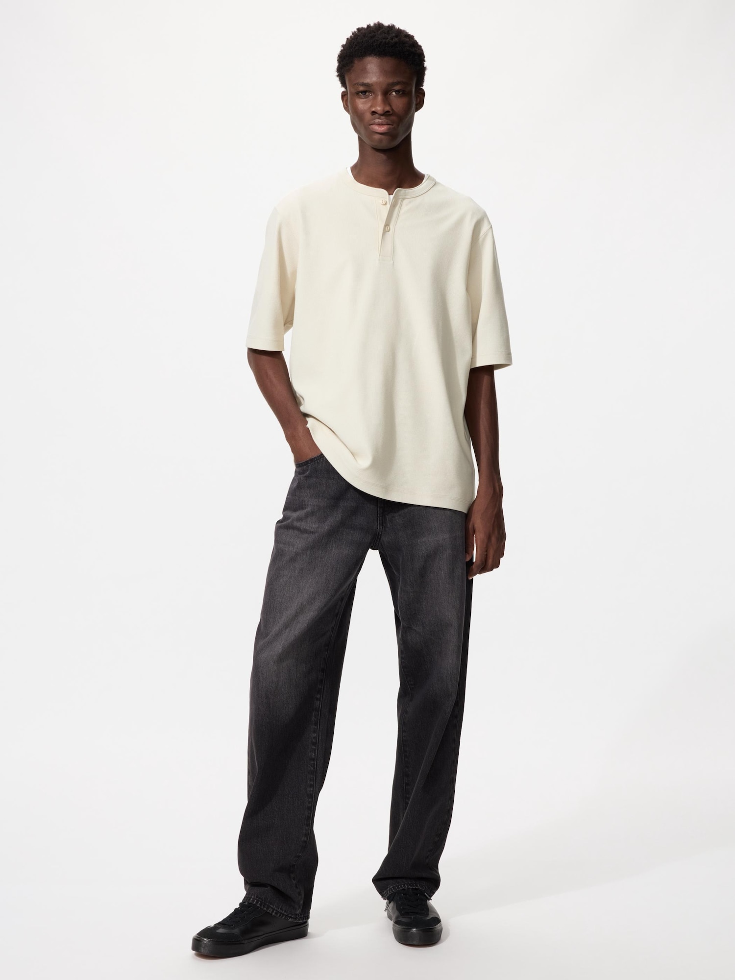 Unisex Dry Waffle Henley Neck T-Shirt | UNIQLO SG
