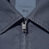 https://image.uniqlo.com/UQ/ST3/sg/imagesgoods/484249/feature/sggoods_484249_feature1.jpg