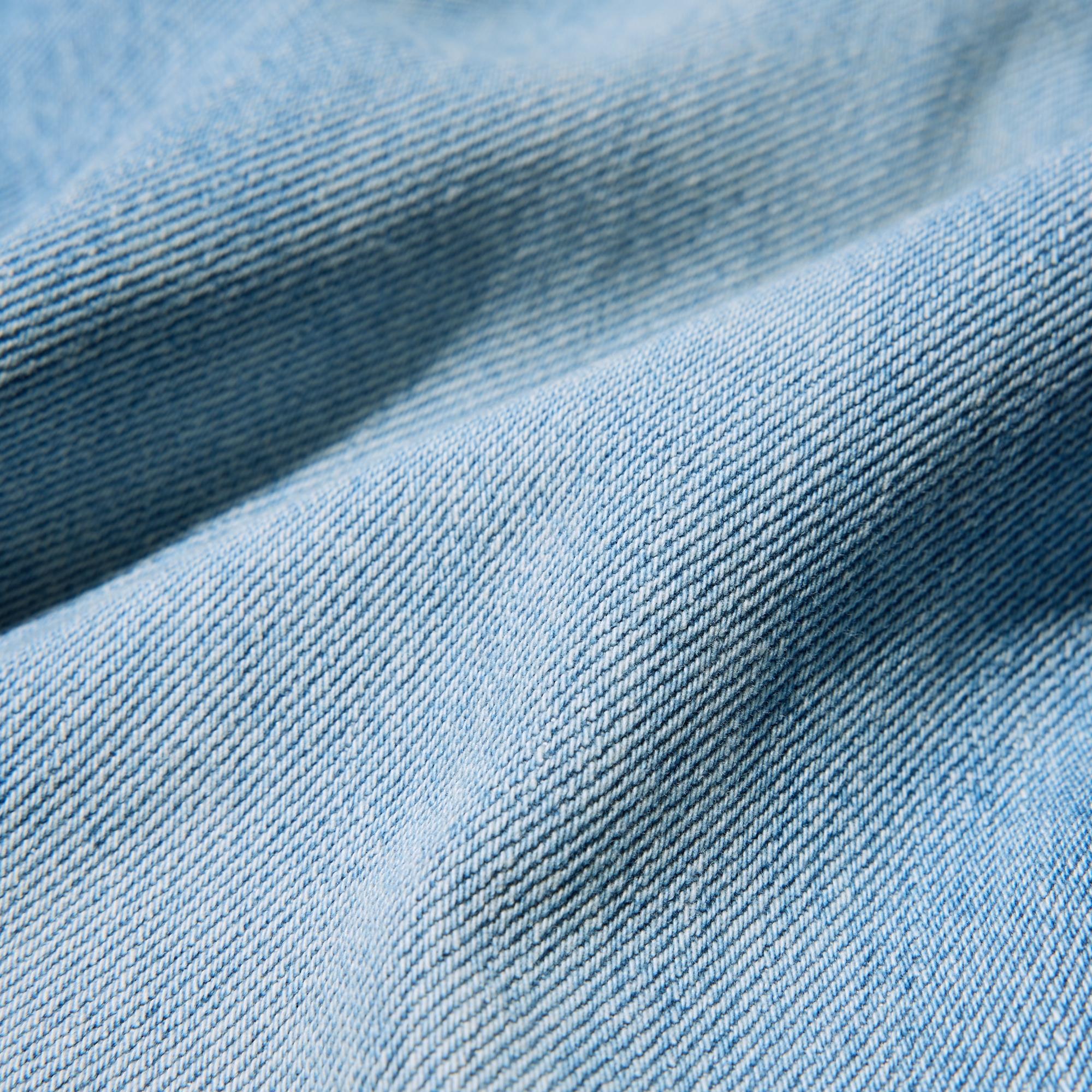 Lightweight, stretchy fabric for extra comfort, especially during long meetings.