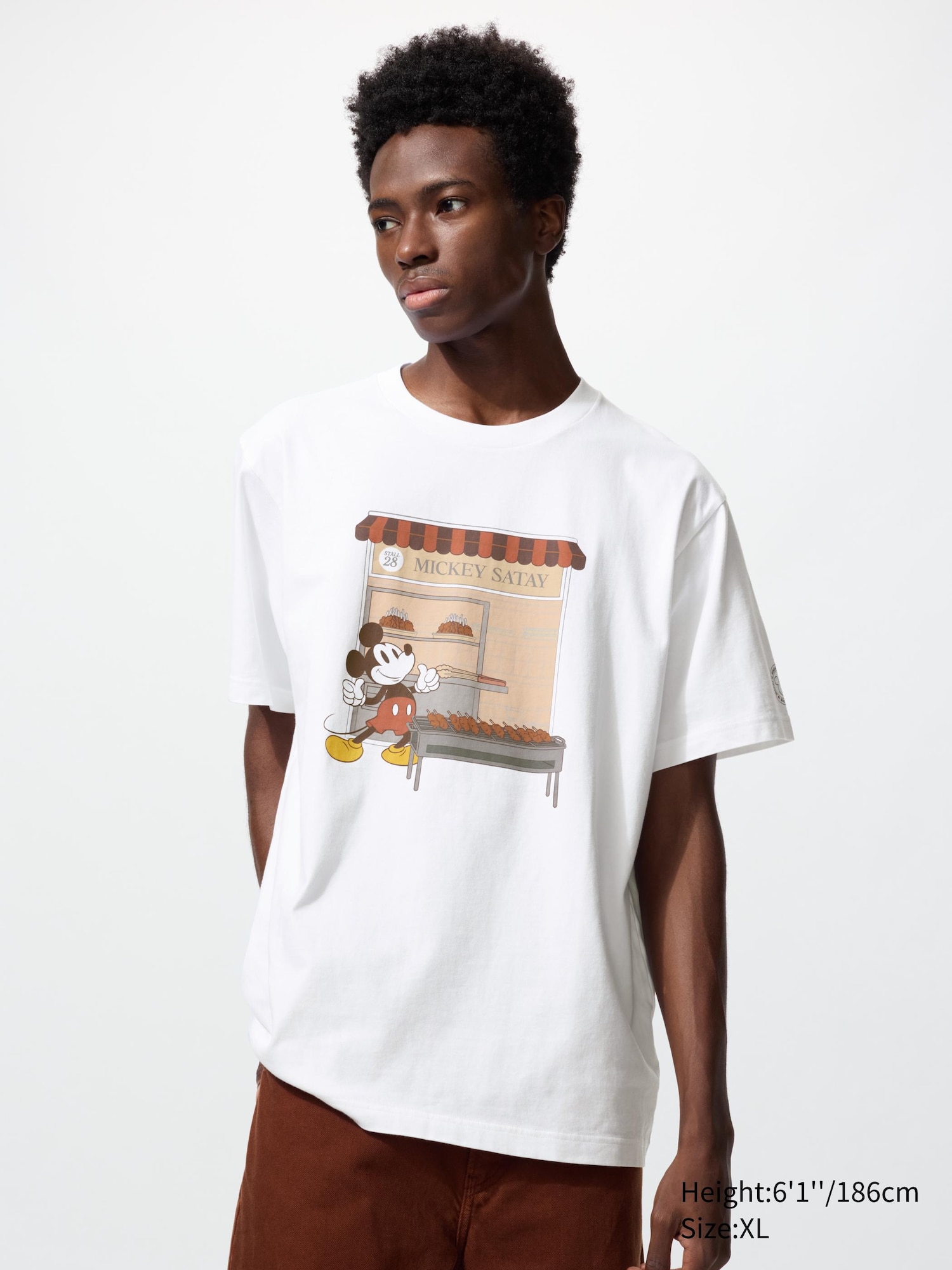 MICKEY MOUSE IN SINGAPORE UT (SHORT SLEEVE GRAPHIC T-SHIRT