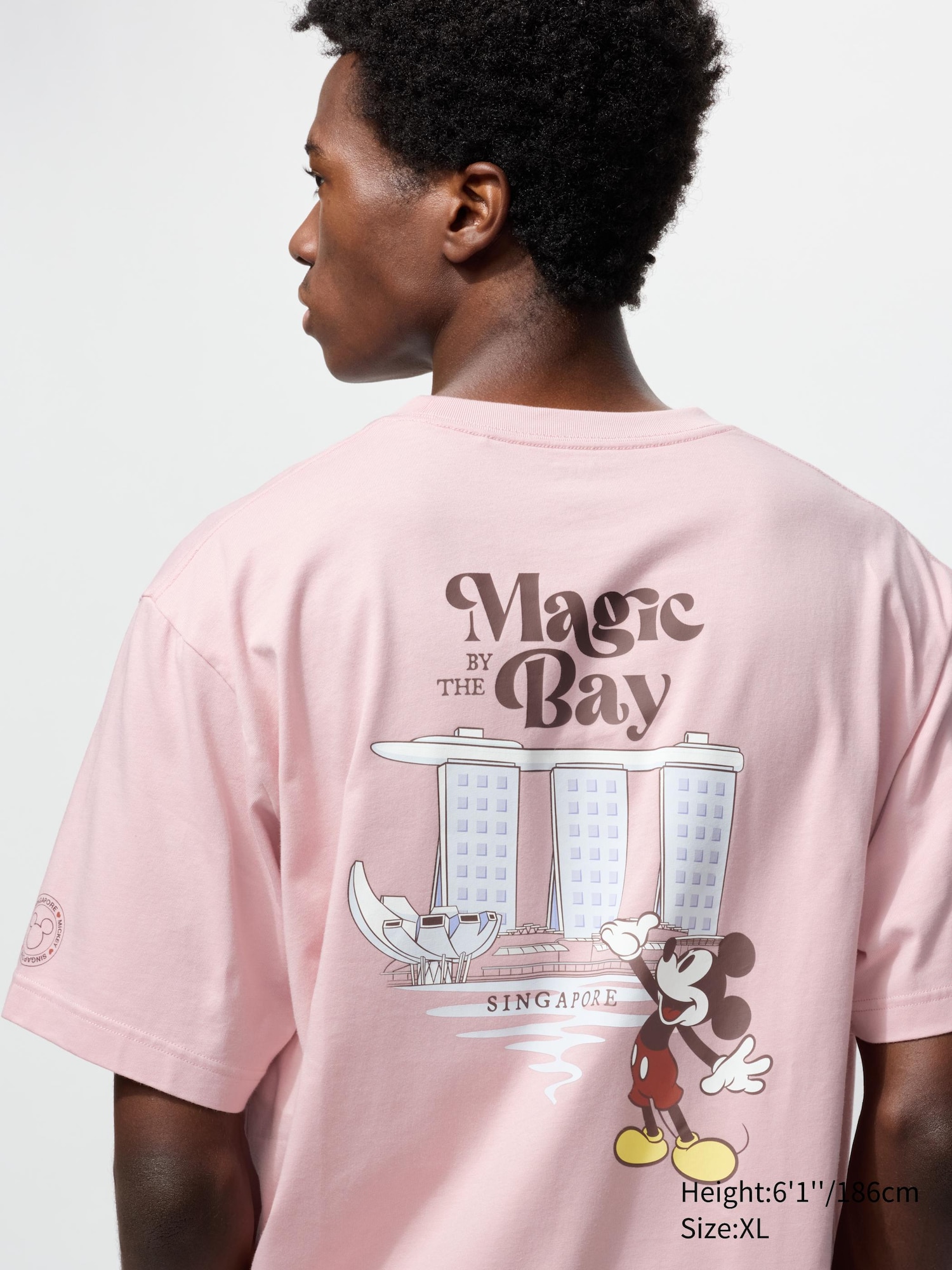 MICKEY MOUSE IN SINGAPORE UT (SHORT SLEEVE GRAPHIC T-SHIRT
