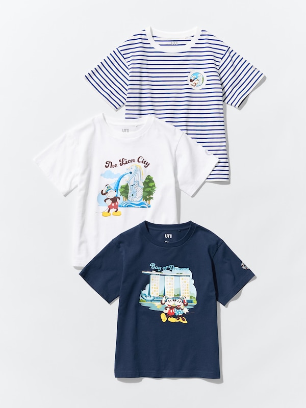 Mickey Mouse in Singapore UT (Short Sleeve Graphic T-Shirt)