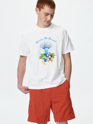 Mickey Mouse in Singapore UT (Short Sleeve Graphic T-Shirt)