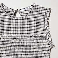 https://image.uniqlo.com/UQ/ST3/sg/imagesgoods/488088001/feature/sggoods_488088001_feature1.jpg