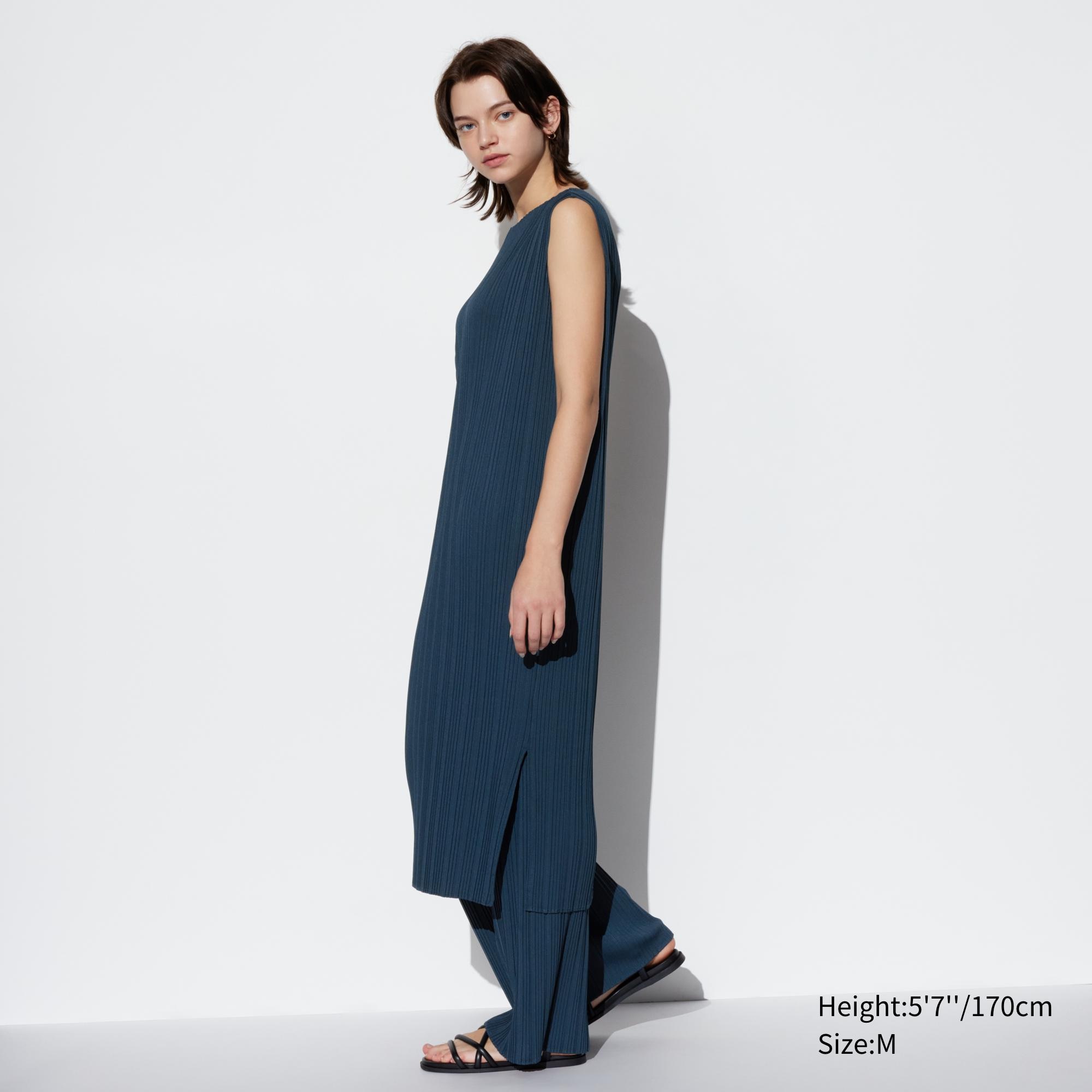 Uniqlo 2024 pleated dress