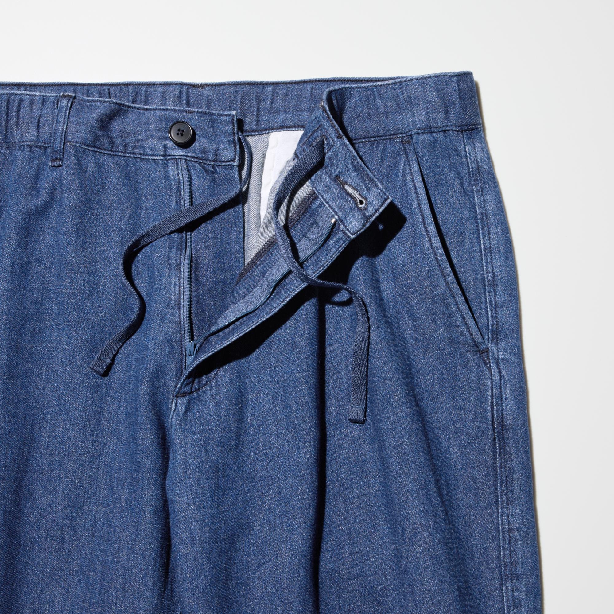 Gathered elastic waist for a comfortable fit. Waist drawstring for a premium finish.