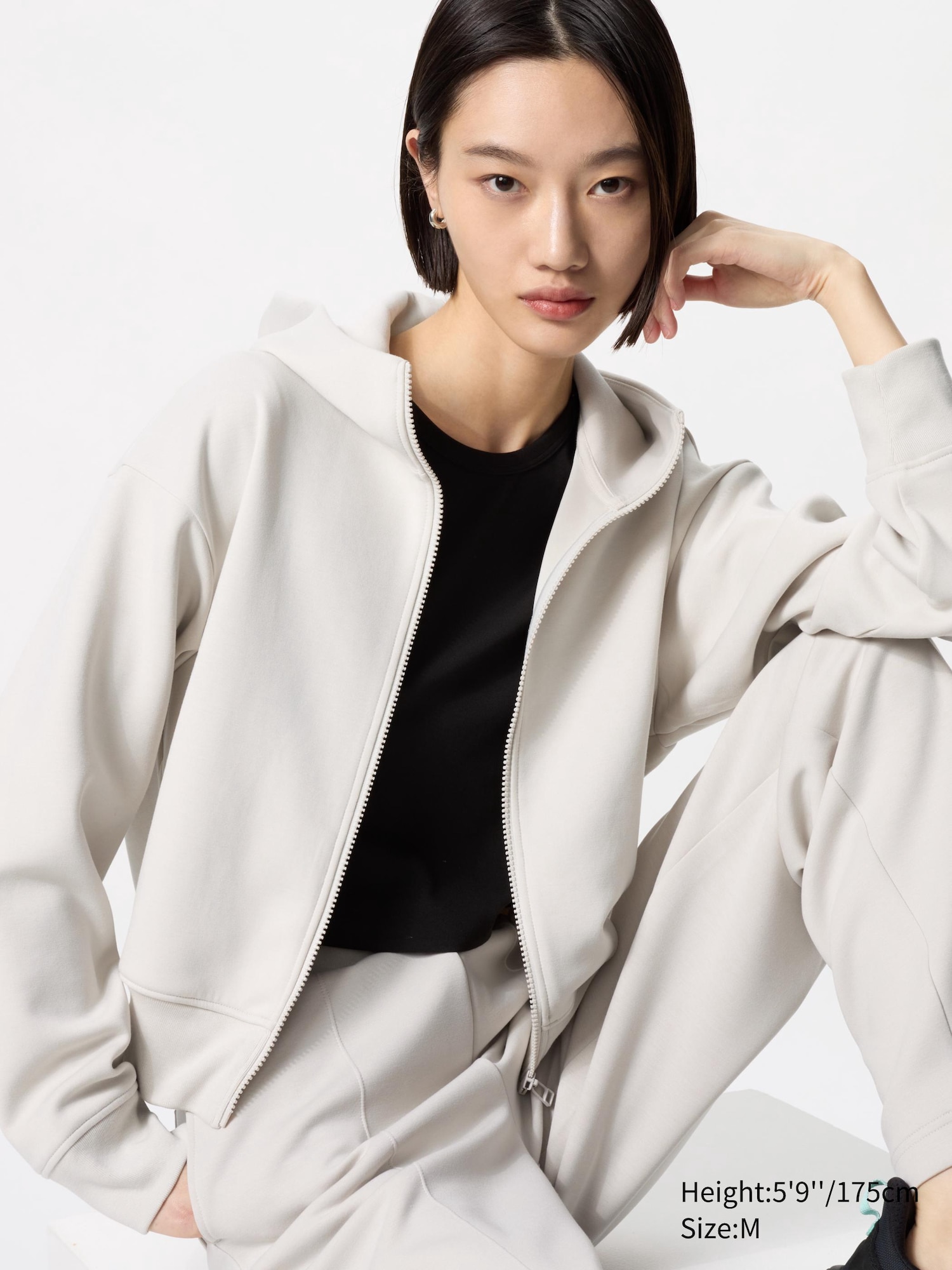 Uniqlo women's zip hoodie hotsell