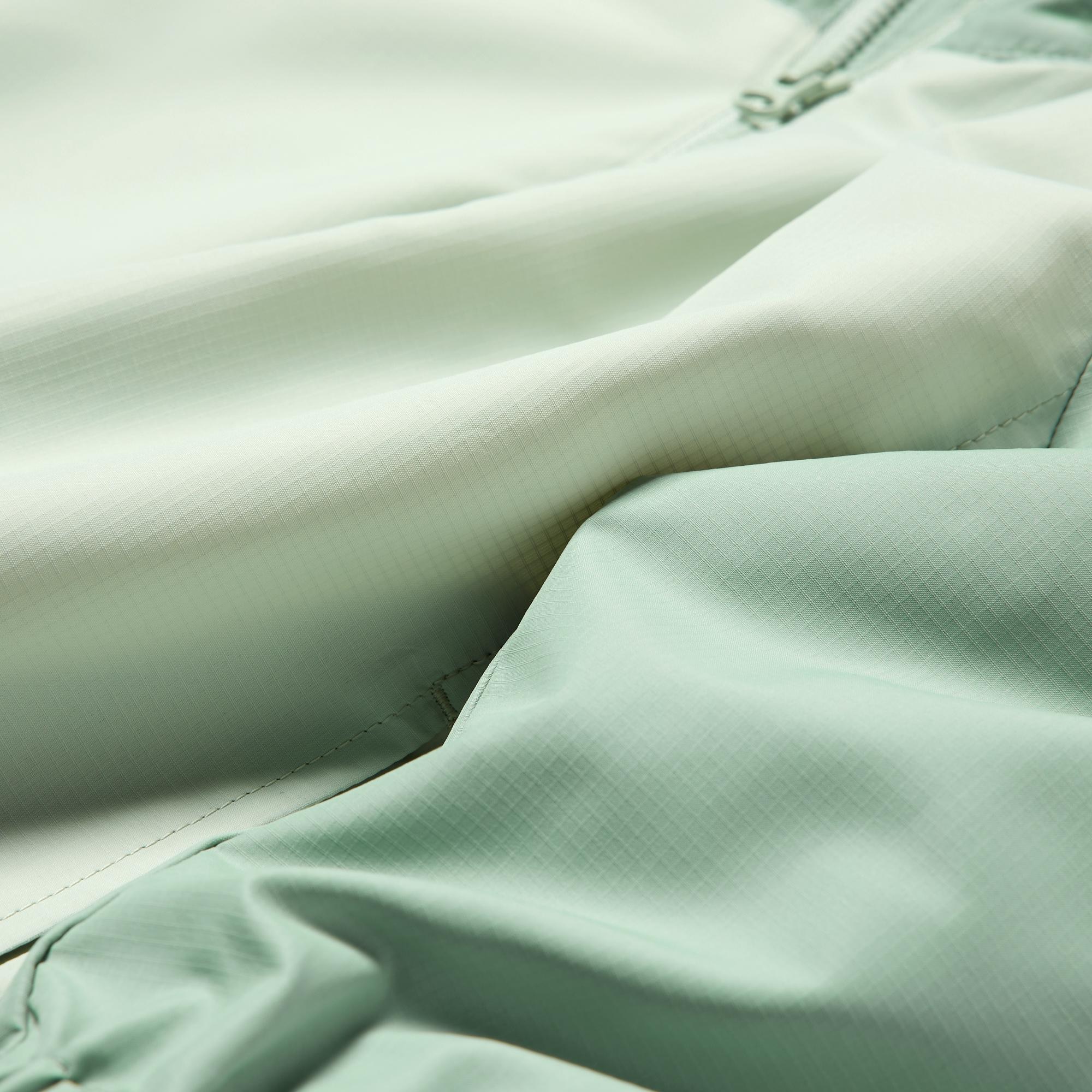 Ultra Stretch fabric with superb all-direction stretch. Now seamless at the front for comfort.