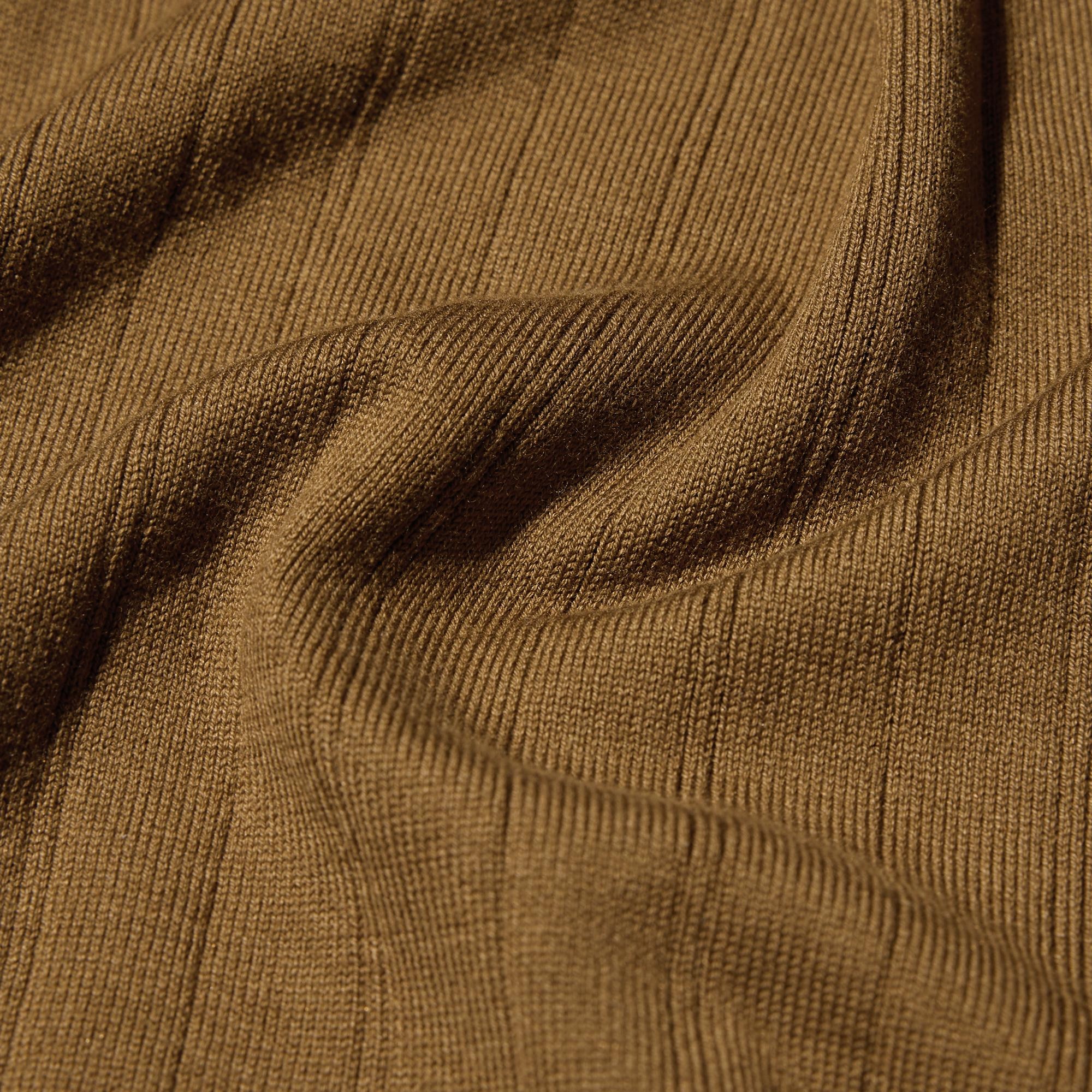 Smooth cotton-rayon fabric.
