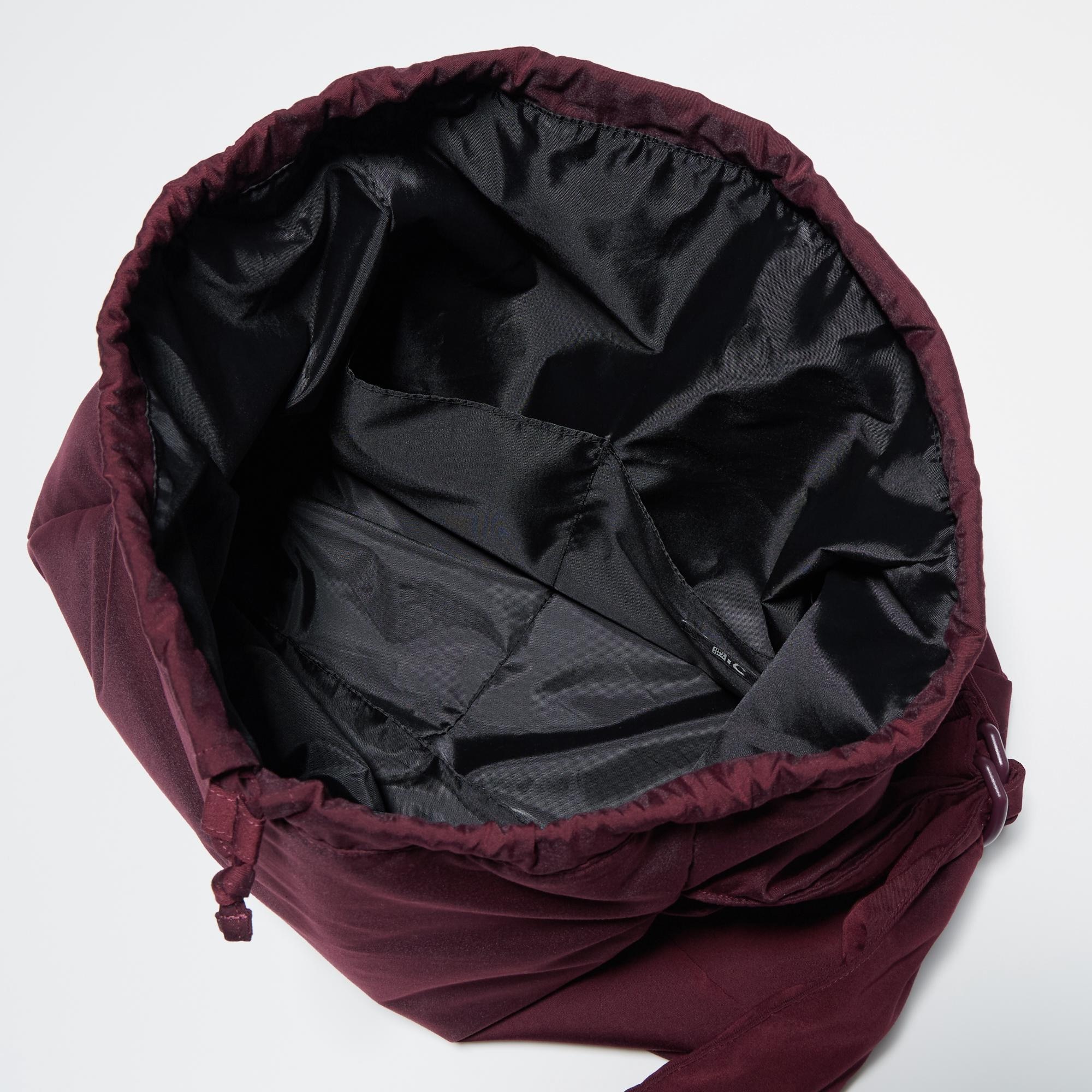 Plenty of storage for your next getaway. Drawstring for easy opening and closing.