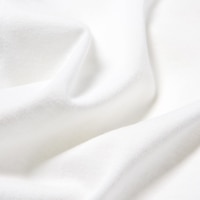 https://image.uniqlo.com/UQ/ST3/us/imagesgoods/450066001/feature/usgoods_450066001_feature1.jpg