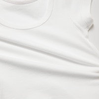 https://image.uniqlo.com/UQ/ST3/us/imagesgoods/450146/feature/usgoods_450146_feature7.jpg