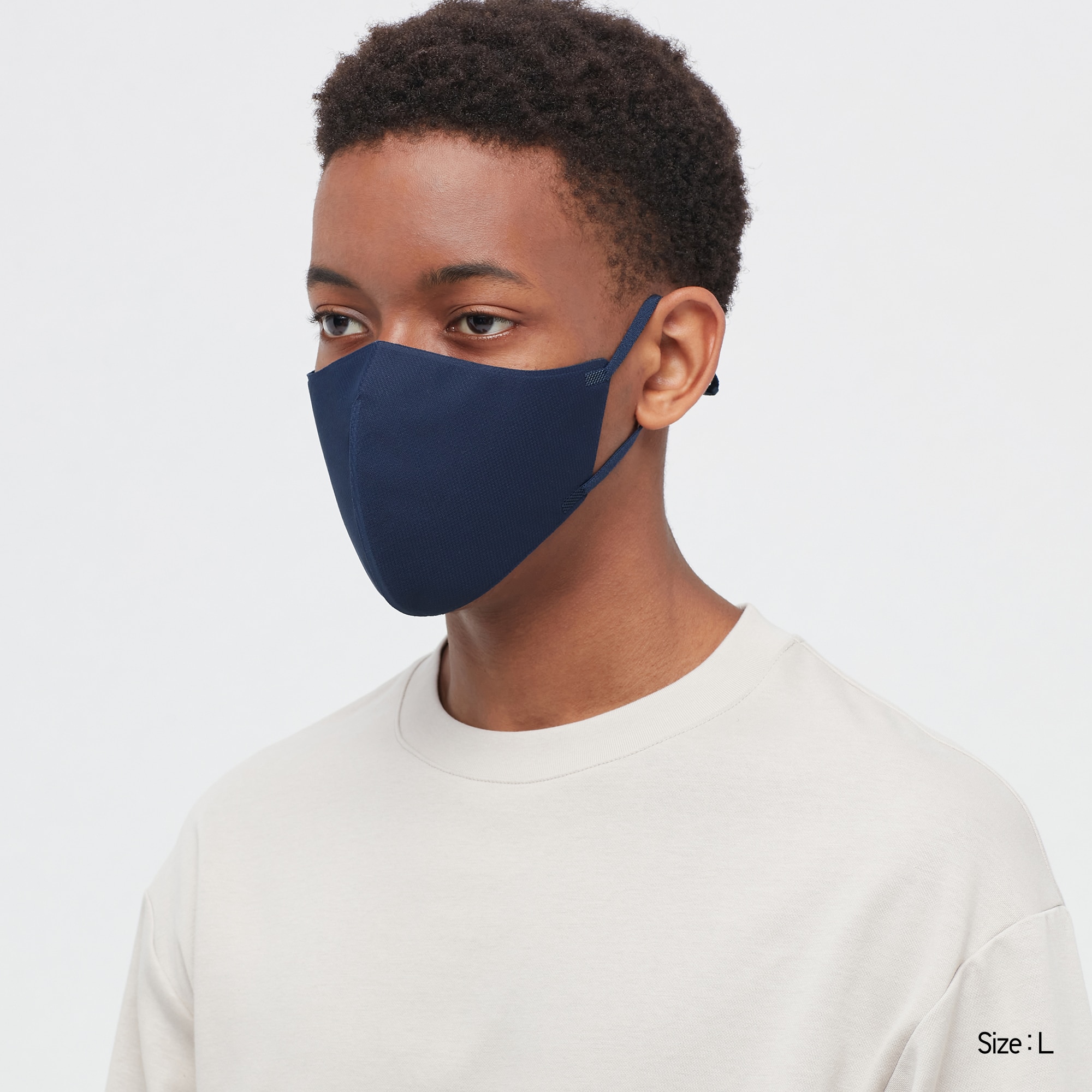 Customers race to Uniqlo for new summer face masks but are they really  worth the hype  SoraNews24 Japan News