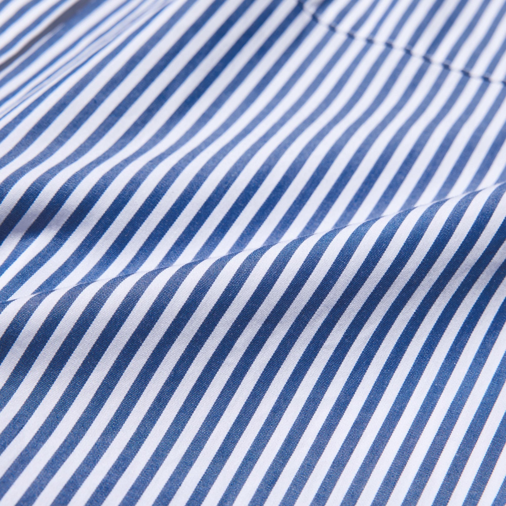 100% cotton fabric made from ultra-long fiber cotton produces a stunning color and glossy sheen. Thread thickness and density specially selected to showcase each pattern and color.