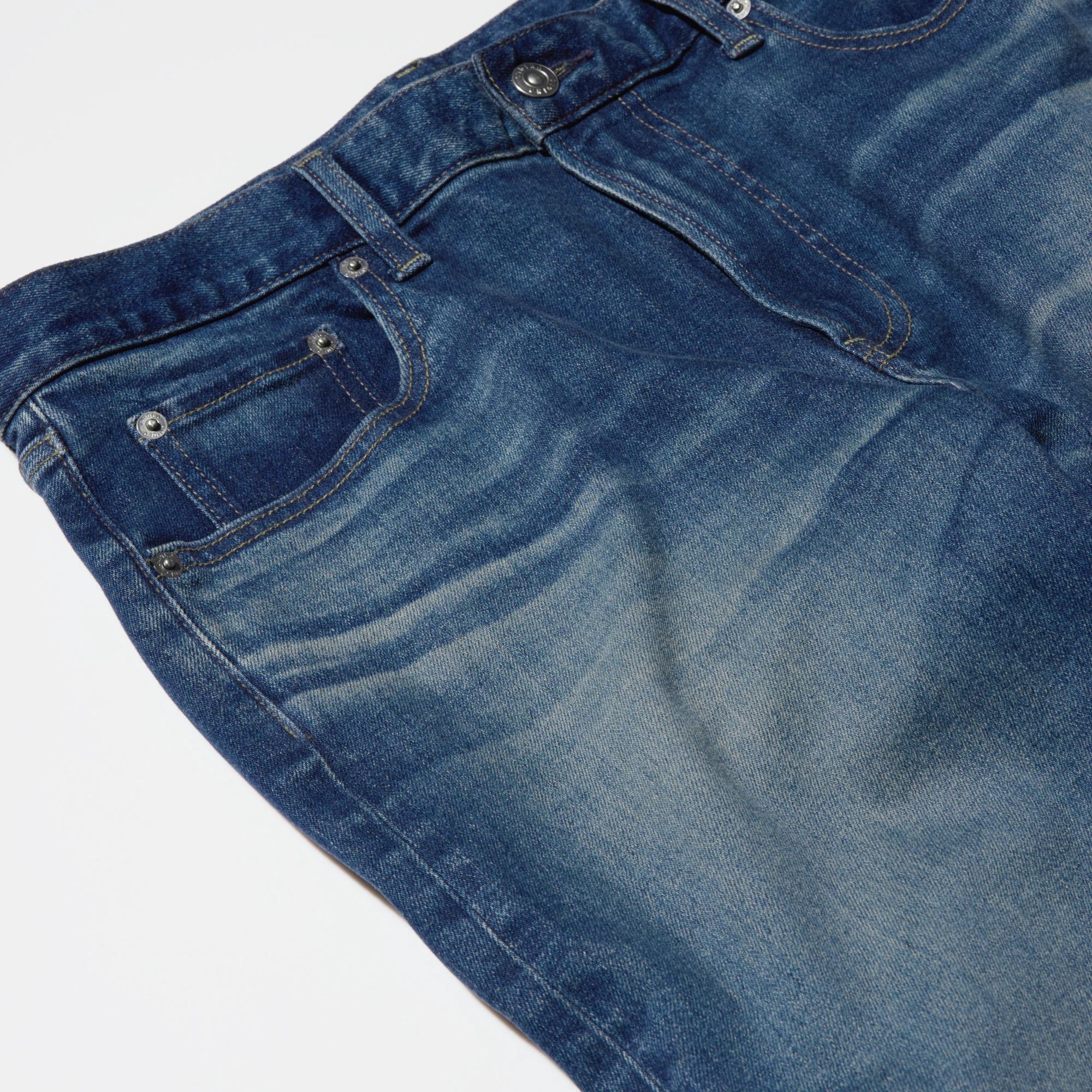 Laser-processed to create a pre-worn, vintage look. Comfort meets classic style.