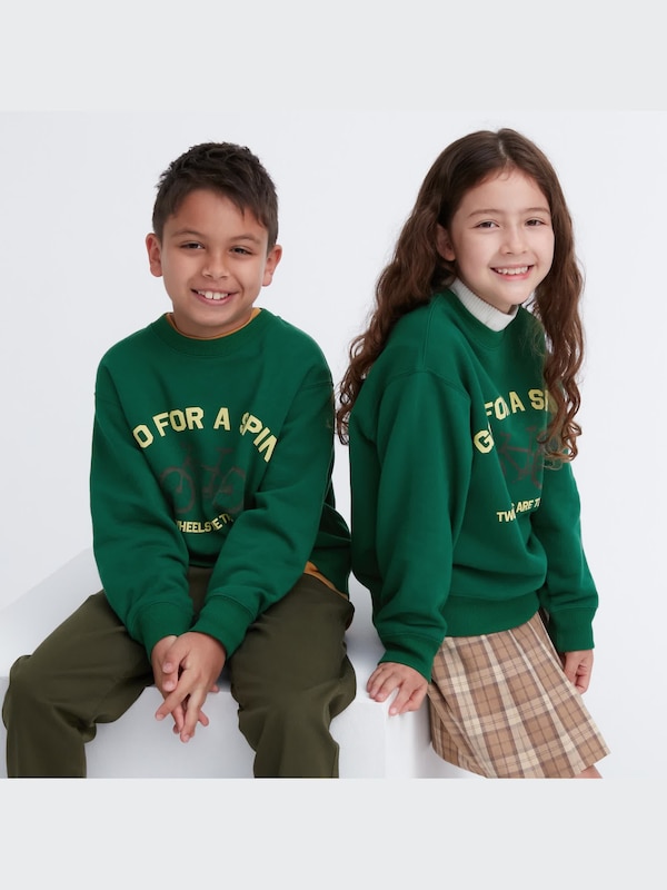 Ultra Stretch Graphic Long-Sleeve Sweatshirt