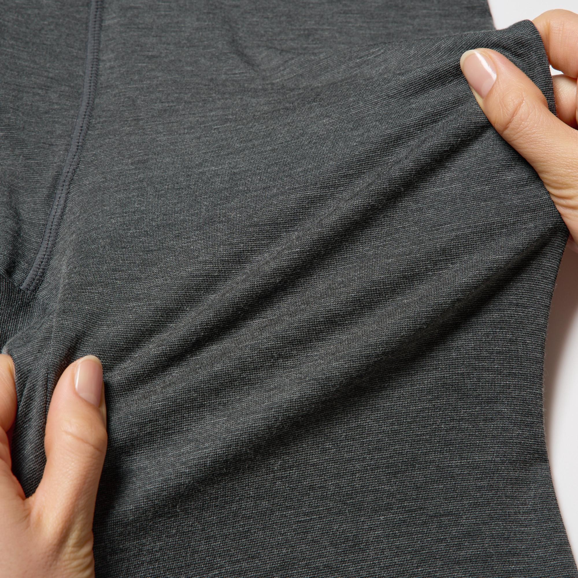 Ultra Stretch fabric adapts to the body’s movements for exceptional comfort.