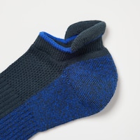 https://image.uniqlo.com/UQ/ST3/us/imagesgoods/462220/feature/usgoods_462220_feature9.jpg