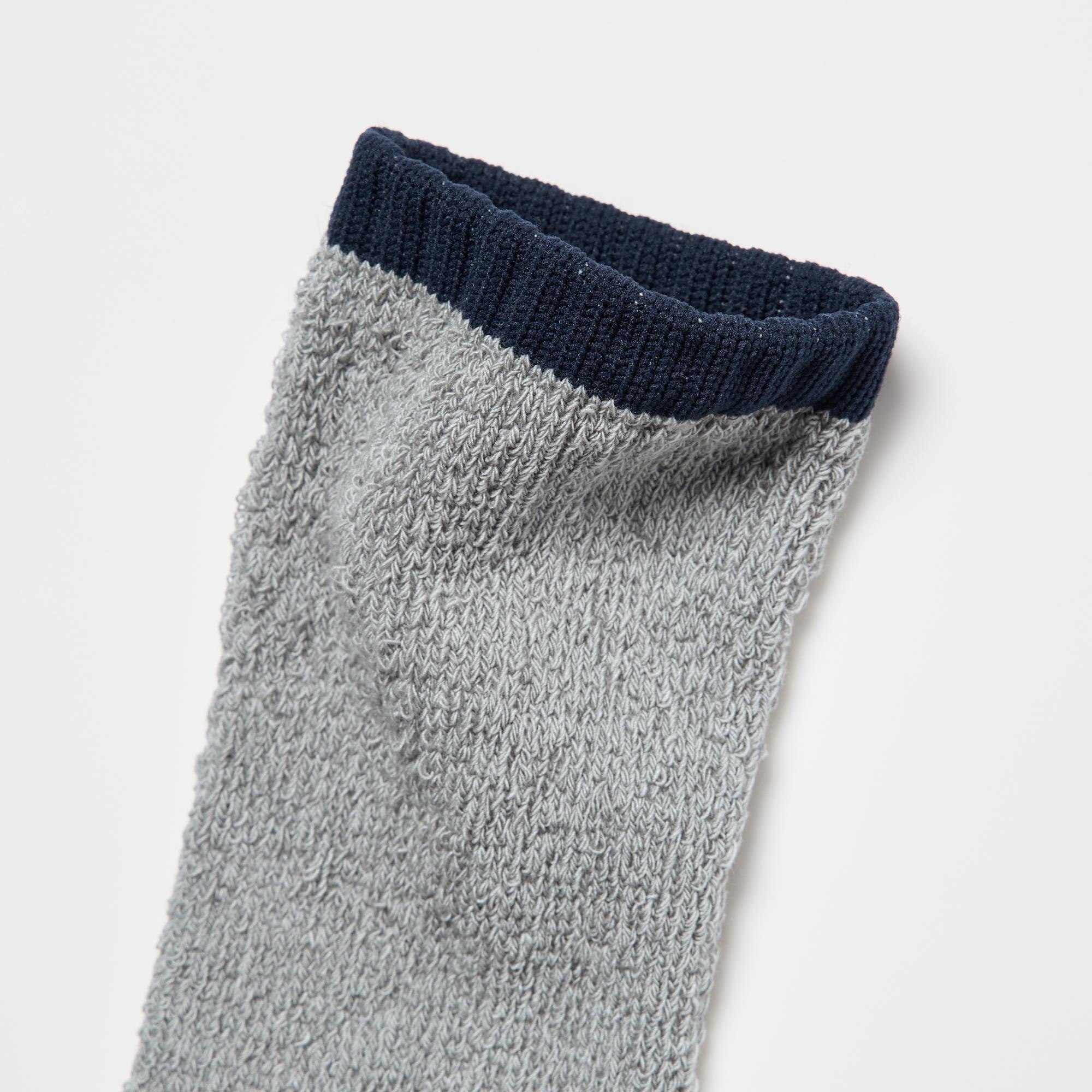 Gentle elastic at the ankle for a comfortable, non-constrictive fit.