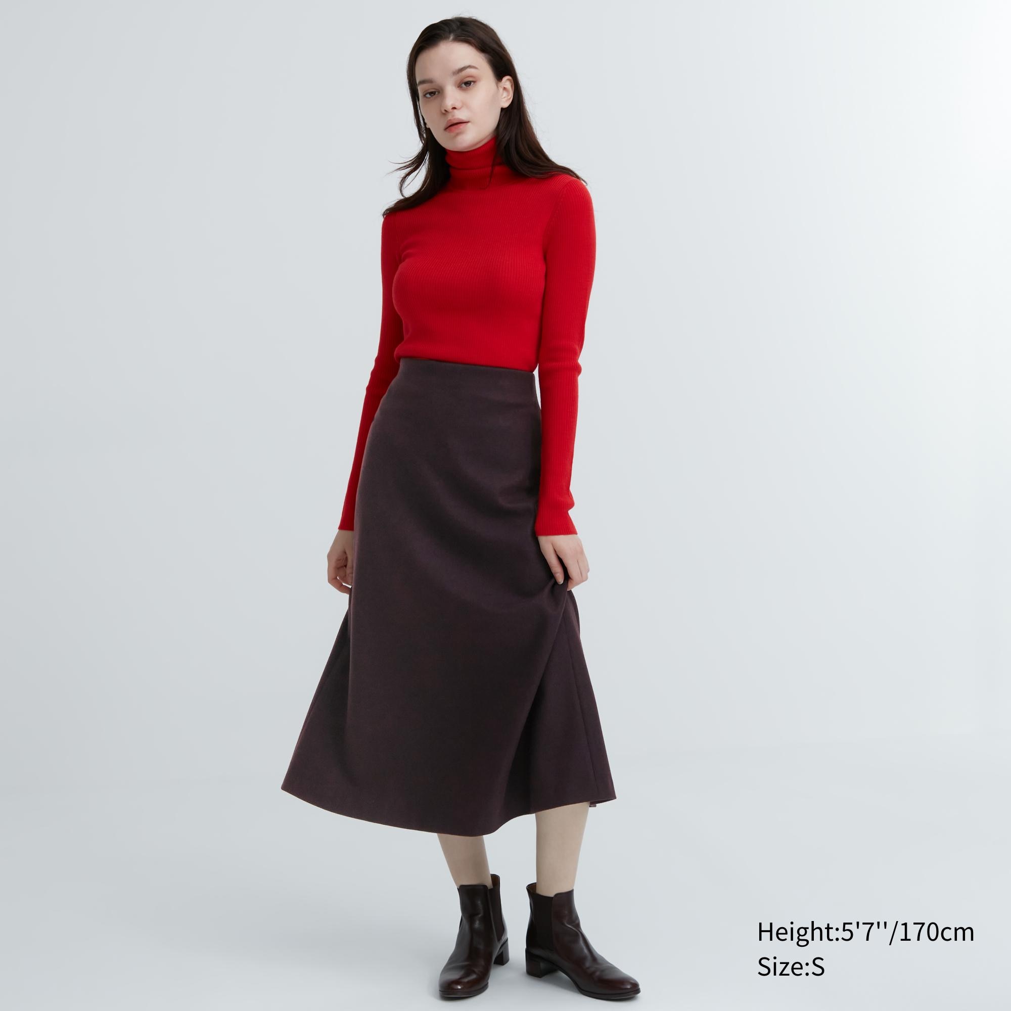 UNIQLO wool blend mini skirt, Women's Fashion, Bottoms, Skirts on Carousell