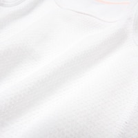 https://image.uniqlo.com/UQ/ST3/us/imagesgoods/464637/feature/usgoods_464637_feature1.jpg