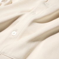 https://image.uniqlo.com/UQ/ST3/us/imagesgoods/465497/feature/usgoods_465497_feature1.jpg