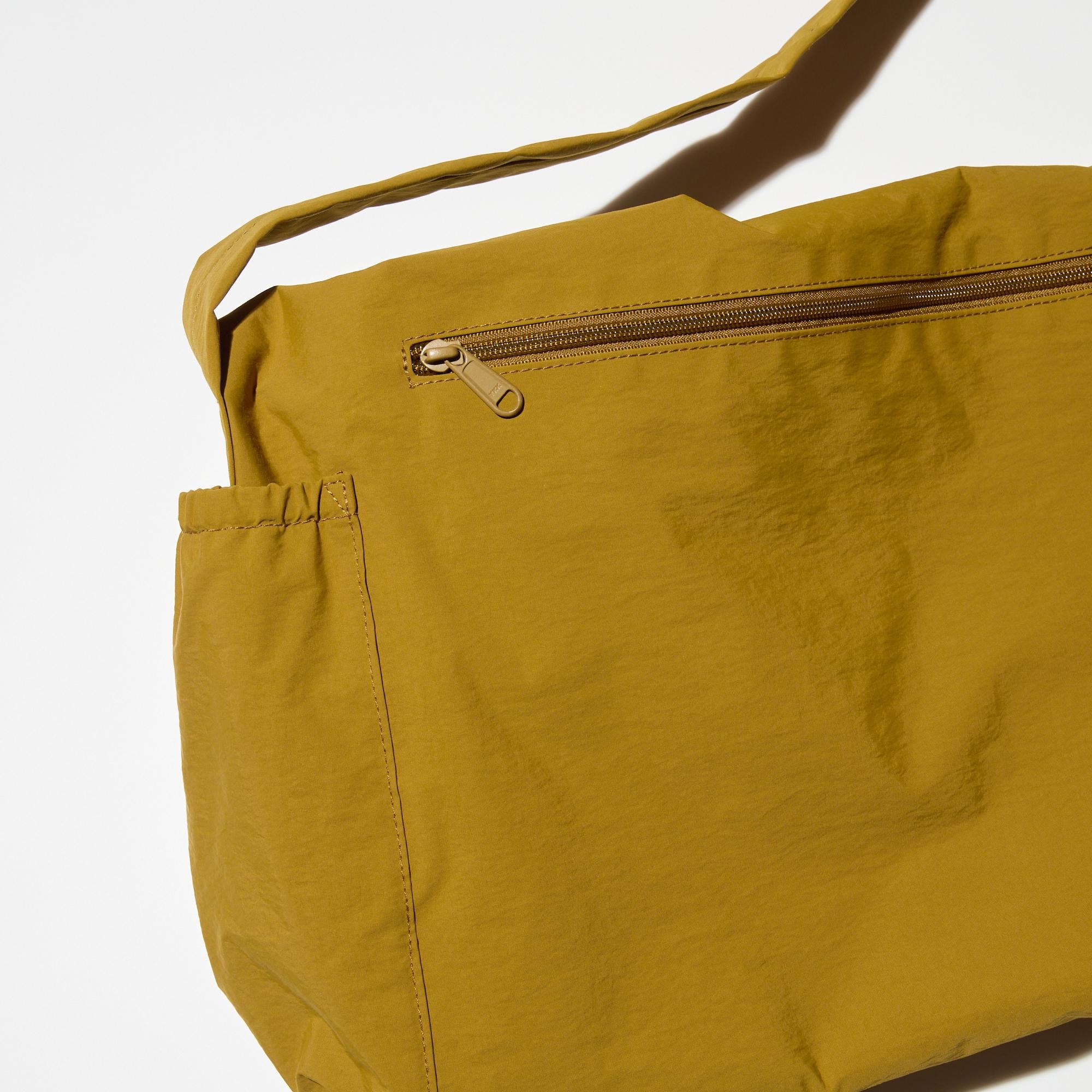 Drawstring Shoulder Bag UNIQLO US drawstring-shoulder-bag-uniqlo-us