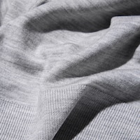 https://image.uniqlo.com/UQ/ST3/us/imagesgoods/469410/feature/usgoods_469410_feature1.jpg