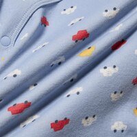 https://image.uniqlo.com/UQ/ST3/us/imagesgoods/469605001/feature/usgoods_469605001_feature2.jpg