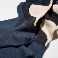 https://image.uniqlo.com/UQ/ST3/us/imagesgoods/469725/feature/usgoods_469725_feature1.jpg