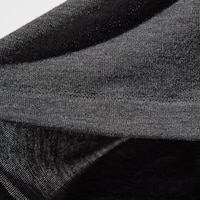 https://image.uniqlo.com/UQ/ST3/us/imagesgoods/469765/feature/usgoods_469765_feature1.jpg