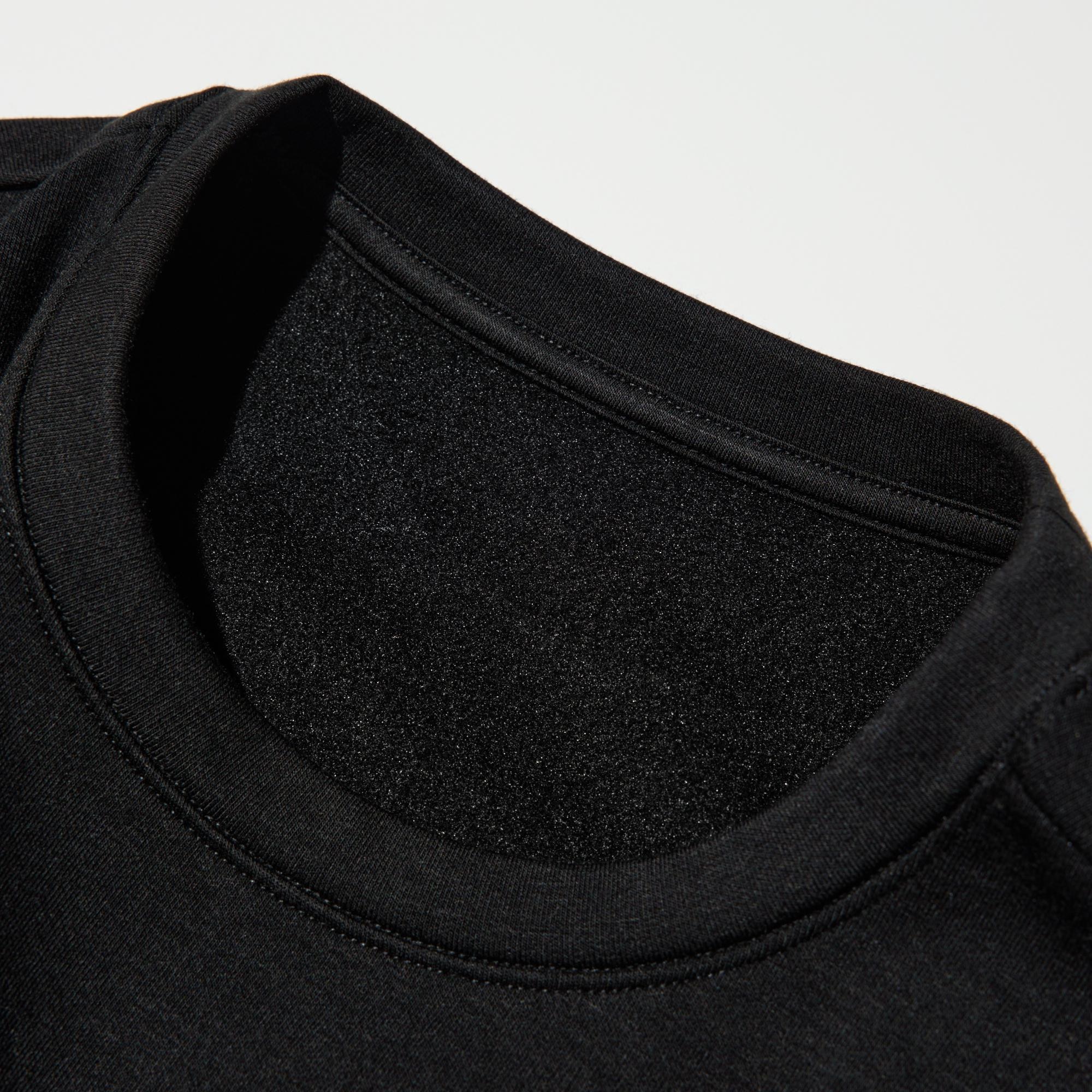 The back collar seam is covered with tape for comfort.