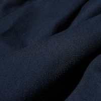 https://image.uniqlo.com/UQ/ST3/us/imagesgoods/471275/feature/usgoods_471275_feature1.jpg