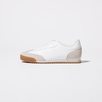 https://image.uniqlo.com/UQ/ST3/us/imagesgoods/471720/feature/usgoods_471720_feature1.jpg