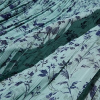 https://image.uniqlo.com/UQ/ST3/us/imagesgoods/472654/feature/usgoods_472654_feature1.jpg