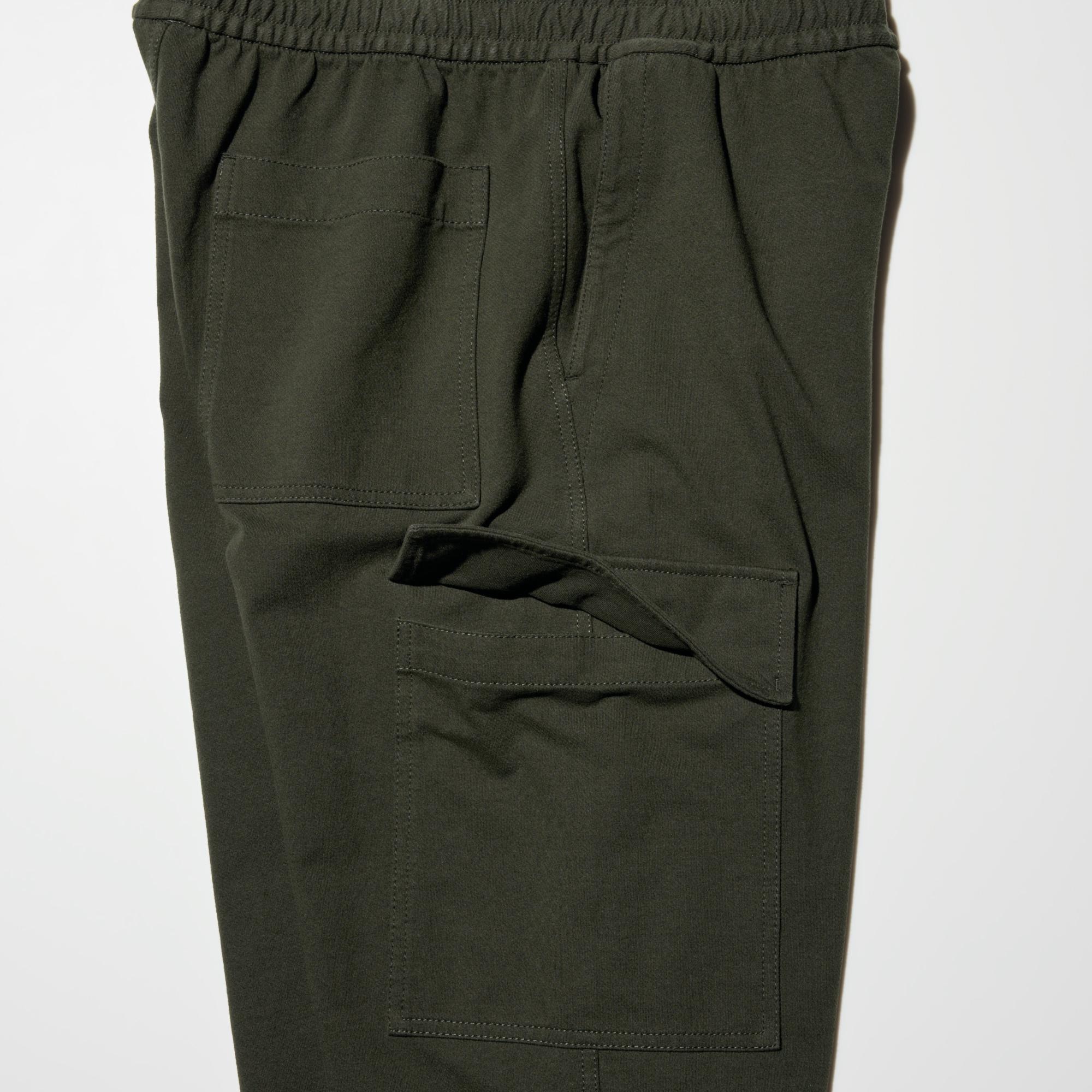 Casual cargo design with convenient pockets.